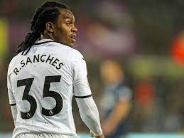 The website contains a statistic about the performance data of the player. Neue Probleme In Swansea Bayern Leihgabe Renato Sanches In Munchen Kicker