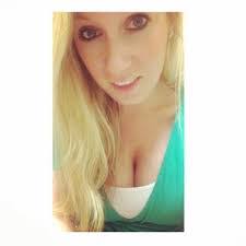 Jillian Burrows's Instagram, Twitter & Facebook