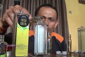 Meski demikian, serai mengandung berbagai mineral dan nutrisi yang bermanfaat bagi tubuh. Petani Batang Olah Daun Serai Menjadi Minyak Herbal Berkhasiat