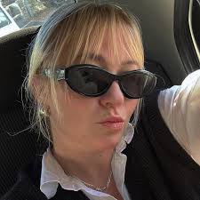 Sarah Mary (@sehpeh_sources) • Instagram photos and videos