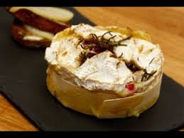 Ccmlc Camembert Roti Fruits Secs Et Toasts Poire Poire Recette Camembert Roti Camembert