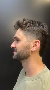 I’ve Got some openings this week at the shop! Link in my bio to lock in  your spot! 💈 Always a good time cutting this guy up- he’s got that perfect  hair & flooooow 🤌🏼 Let’s get you in the chair next ...