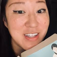 Lindsey Liles's Instagram, Twitter & Facebook