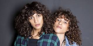 The wen hair products can be weaved, clipped, braided, or bonded to create the desired hairstyle. How To Style Curly Hair In Hot Weather Tips And Tricks From The Women That Know