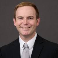 Kelly Raper's Instagram, Twitter & Facebook