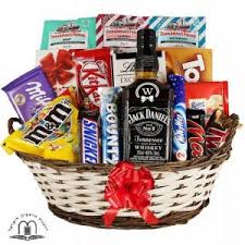 Best passover gifts from 30 unique passover gift ideas for a delightful pesach.source image: Send Birthday Gift Baskets With Estib Gifts Gifts In Israel