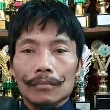 Saksina bentang anu baranang dm aya kasono aya katresna am aya kadeudeuh aya kanyaah f e ngabagi rasa bungah jeung bagja duaan dm aya kasono aya katresna am aya kadeudeuh aya kanyaah f e f Naha Ari Keur Usum Halodo Mah Ulin Teh Bisa Laluasa Brainly Co Id