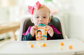 Feeder is free standing and has 4 adjustable legs. 7 Tips For Teaching Your Baby To Self Feed Baby Chick