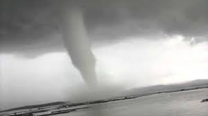 Kejadian puting beliung semenanjung malaysia 2014. Awan Cumulonimbus Akibatkan Puting Beliung Ini Penjelasan Bmkg Suara Riau