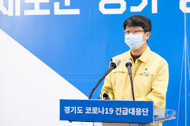 아침에 만나는 폰 안의 뉴스 '뉴스. ê²½ê¸° ë„ë‚´ ê³ ë ¹ì¸µ Az ë°±ì‹ ì 'ì¢… ì˜ˆì•½ë¥  57 6 ê·¸ì³