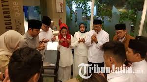 Gus kautsar peran penting istri dalam rumah tangga santrirevolusi guskautsar istrisholihah. Ternyata Inilah Rahasia Pasangan Gus Ipul Puti Percaya Diri Hadapi Debat Ketiga Tribun Jatim