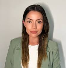 Hablamos con la empresaria detrás de la marca Half Moon Empanadas sobre su  éxito: "La mejor maestría es la vida"