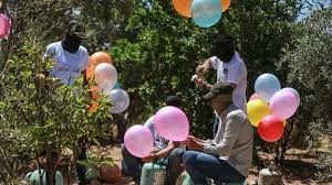 Group floating incendiary balloons into israel says it's a form of pressure on israel to lift devastating gaza blockade. Gazans Resume Flying Incendiary Balloons To Israel