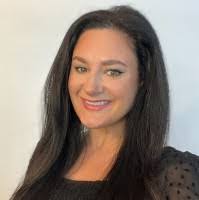 Chelsea Speir's Instagram, Twitter & Facebook