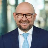 The chief executive of alphabet inc.'s goog, +0.94% googl, +0.92% waymo, john kra. Uwe Hildinger Ceo Alphabet Fuhrparkmanagement Gmbh A Bmw Group Company Alphabet Deutschland Ein Unternehmen Der Bmw Group Linkedin