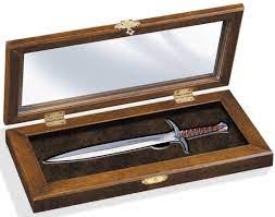 Bestselling lotr products check out the bestselling lord of the rings items of all time! 52 Lord Of The Rings Merchandise Ideas Lord Of The Rings Lord Merchandise