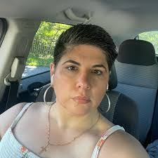 Tracey Pederson's Instagram, Twitter & Facebook