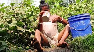 Asian 18 Sexy Bhabhi Outdoor Bathing with Big Boobs: Indian Porn