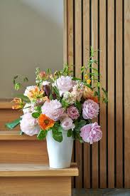 Recette De Bouquet La Pivoine Une Histoire D Amour Et De Passion Pivoine Emballage Fleur Vase Fleur