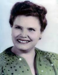 Sadie Henry's Instagram, Twitter & Facebook