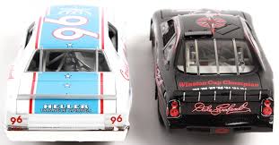 Последние твиты от nascar (@nascar). Lot Of 2 Dale Earnhardt Le Legacy Monte Carlo Chevrolet 96 Cardinal Tractor 1978 Ford Torino Nascar 1 24 Action Premium Die Cast Car Pristine Auction
