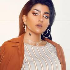 أما الفنانة بثينة فاختارت تقديم أسهل طبق لمتابعيها على سناب شات لشهر رمضان وهي سلطة الباذنجان بالزبادي والتي أوضحت أنها تعتمد في مقاديرها على النظر Ù…Ø§ Ù„Ø§ ØªØ¹Ø±ÙÙ‡ Ø¹Ù† Ø¨Ø«ÙŠÙ†Ø© Ø§Ù„Ø±Ø¦ÙŠØ³ÙŠ Ù…Ù† Ù‡ÙŠ Ø³ÙŠØ±ØªÙ‡Ø§ Ø§Ù„Ø°Ø§ØªÙŠØ© Ø¥Ù†Ø¬Ø§Ø²Ø§ØªÙ‡Ø§ ÙˆØ£Ù‚ÙˆØ§Ù„Ù‡Ø§ Ù…Ø¹Ù„ÙˆÙ…Ø§Øª Ø¹Ù† Ø¨Ø«ÙŠÙ†Ø© Ø§Ù„Ø±Ø¦ÙŠØ³ÙŠ