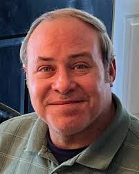 Mark Greg's Instagram, Twitter & Facebook