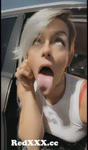 Sasha Sins having fun in the public car park from public cuban park Post -  RedXXX.cc