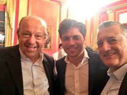 El gobernador bonaerense axel kicillof brinda una conferencia de prensa para dar precisiones sobre el alcance en el territorio de la provincia de buenos aires de las nuevas medidas anunciadas esta. Jorge Paredi Junto Al Gobernador Axel Kicillof Secretaria De Prensa Del Partido De Mar Chiquita