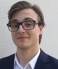 Melanie Sasse's Instagram, Twitter & Facebook