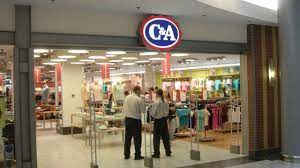 C A Confirme A Demi Mot La Fermeture De Certains Magasins En France L Express L Expansion