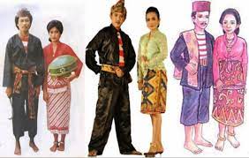 Pakaian ini awalnya dibuat oleh sunan kalijaga berdasarkan model pakaian pada jamannya. Pakaian Adat Jawa Timur Rekomendasi Model Dan Harga Terbaru 2021 Bestmagz