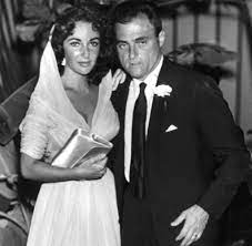 Welcome to the official #elizabethtaylor twitter account. Nachruf Die Diva Elizabeth Taylor Liess Nichts Aus Welt