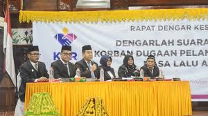 Ketua kkr aceh, afridal darmi dalam konferensi pers di media center pemerintah aceh, kamis (24/10/2019) menyampaikan dari 3.040 orang yang diperiksa, pihaknya baru merekomendasi 247. Kkr Aceh Kembali Dengar Kesaksian Korban Pelanggaran Ham Masakini Co