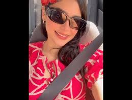 Que sean eternos… tus risas, los atardeceres y el mar. 🌹❤️‍🔥✨