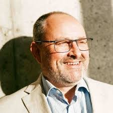 Aaron Bartman's Instagram, Twitter & Facebook