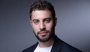 C'est bien le corps de Marwan Berreni qui a été retrouvé mort. Soupçonné  d'avoir renversé une femme le 3 août dernier, l'acteur de Plus belle la vie  n'avait plus donné signe de