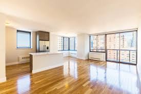 A true two bedroom must have two separate bedrooms, each with at least one window (most. Times Square 2 Bedroom Apartments For Rent New York Ny Apartments Com