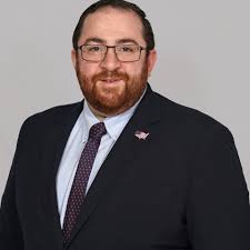 Important night at the South Shore Victory fund with Legislator Patrick  Mullaney and Legislator Bill Gaylor to discuss issues impacting South Shore  residents. It's organizations like this that helped pressure Albany into