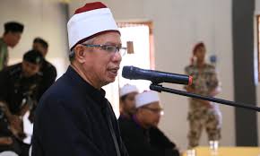 Puasa daud merupakan puasa sunnah terbaik. Ini Adalah Penjelasan Mufti Wilayah Tentang Gabungan Puasa Enam Dengan Puasa Ganti Buzzkini