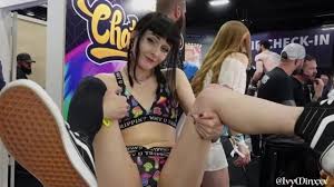 Live & Kinky with Ivy Minxxx at EXXXOTICA 2022