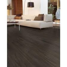 Kaindl One 12 0mm Laminate Flooring Sunvalley Walnut 12 06 Sq Feet With Pre Attached Foam Underlament Brown Laminate Flooring Grey Decor Laminate Flooring