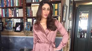 Kareena kapoor khan was recently spotted with her sister karisma, along with malaika and amrita arora, outside a restaurant in pali hill, bandra in mumbai. 26 Pictures That Take You Inside Kareena Kapoor Khan And Saif Ali Khan S Bandra Home Vogue India