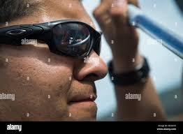 U s navy gunners mate 1st hi-res stock photography and images