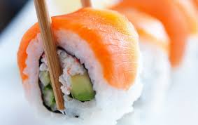 Colocar en un colador y sushi maki: Sushi Con Arroz Normal Cocinadelirante