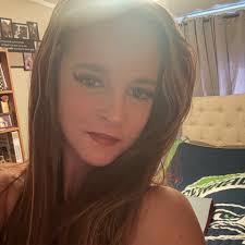 Where's the best place to get eyebrows done, here in town ?