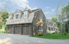 Pin By Jennifer Strom On You Said It Gambrel Barn Barn Apartment Barn Garage