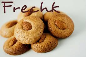 Ces Frechk Tunisienne Ressemble A Des Macarons Amande Douce Recettes Preferees Macaron
