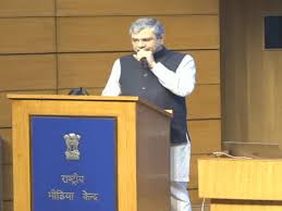 8th Pay Commission Employees Salary Hike Update | Modi Cabinet Meeting |  केंद्राची 8 व्या वेतन आयोग स्थापनेला मंजुरी: 2026 पासून लागू होतील शिफारशी;  केंद्रीय कर्मचाऱ्यांना ...