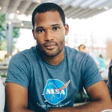 Aaron Thompkins's Instagram, Twitter & Facebook